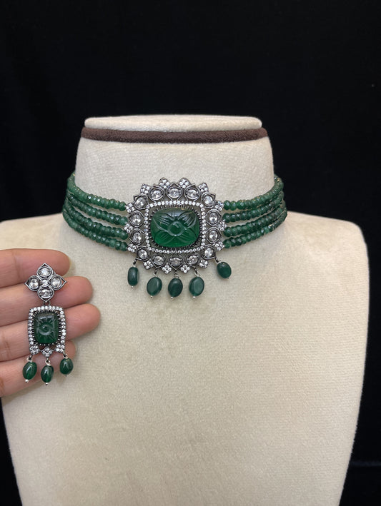 Beautiful Victorian Choker set green beads